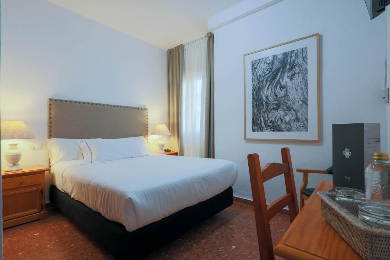 Hotel Tugasa El Almendral Setenil De Las Bodegas Eksteriør bilde