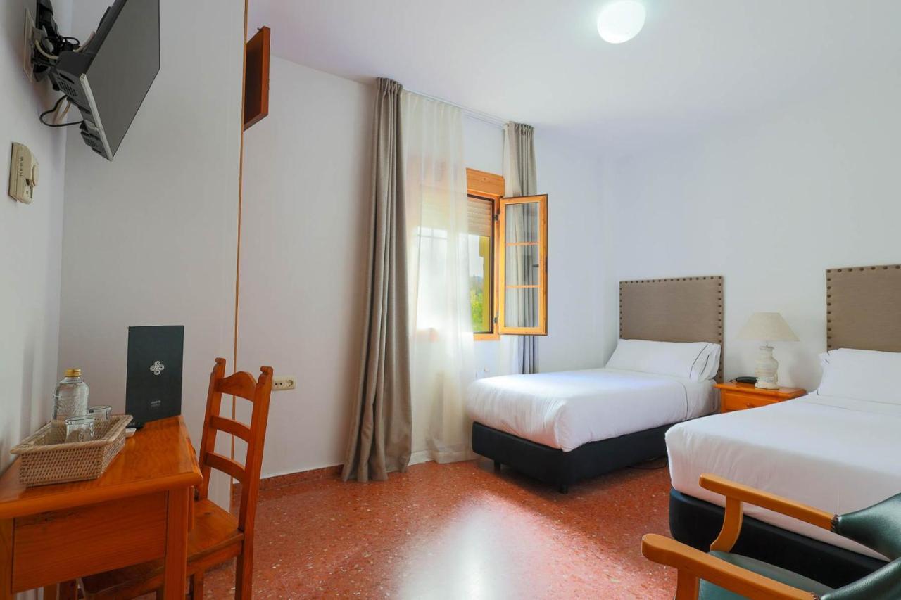 Hotel Tugasa El Almendral Setenil De Las Bodegas Eksteriør bilde