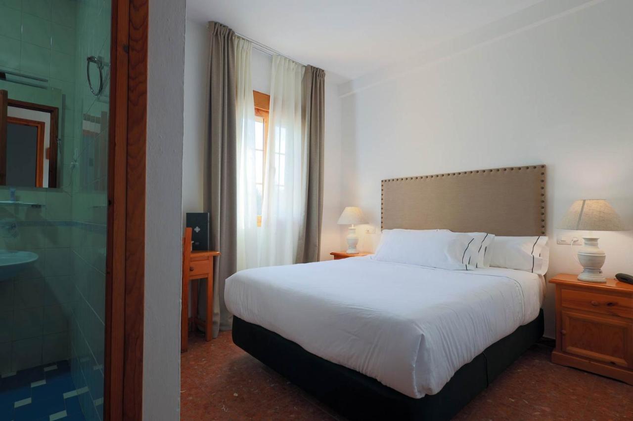 Hotel Tugasa El Almendral Setenil De Las Bodegas Eksteriør bilde